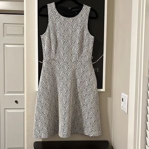 Banana republic dress with pockets. New with tags